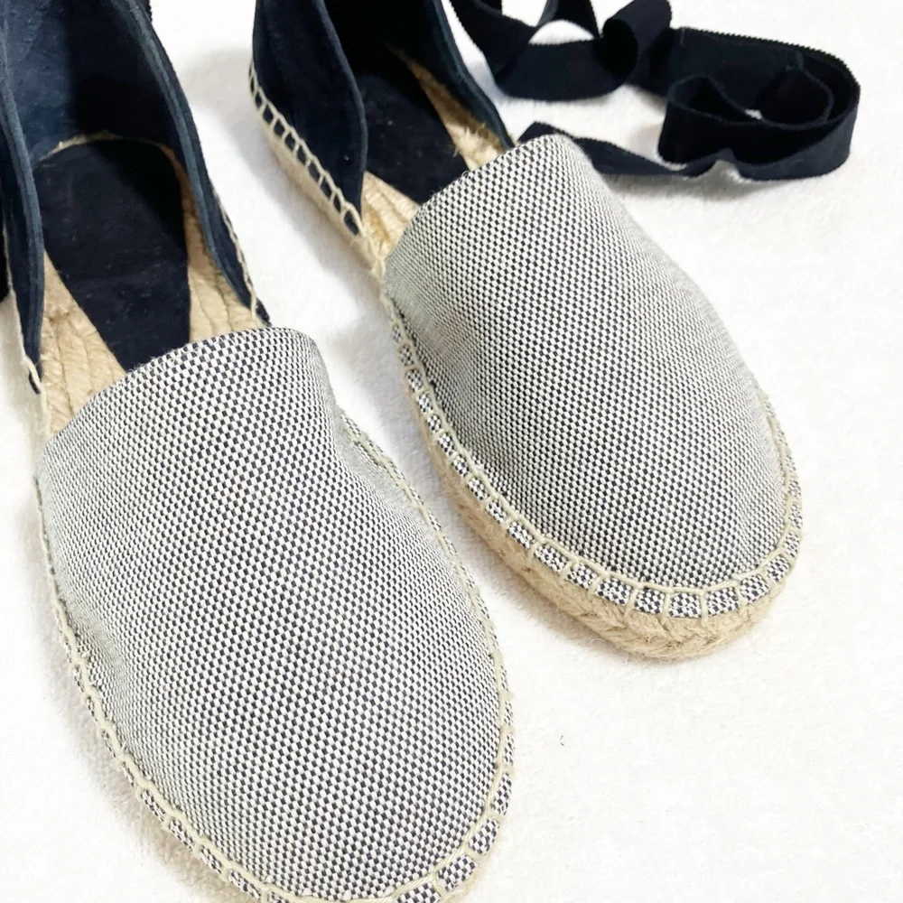 🔥Vince navy suede and canvas ankle tie up espadrilles. Sz7 NEW